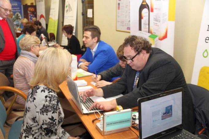 Zdjęcie nr 24 z galerii Jak osiągnąć Flow, pokaz mody i mini-targi dla pań - świętowaliśmy Dzień Kobiet w WSB