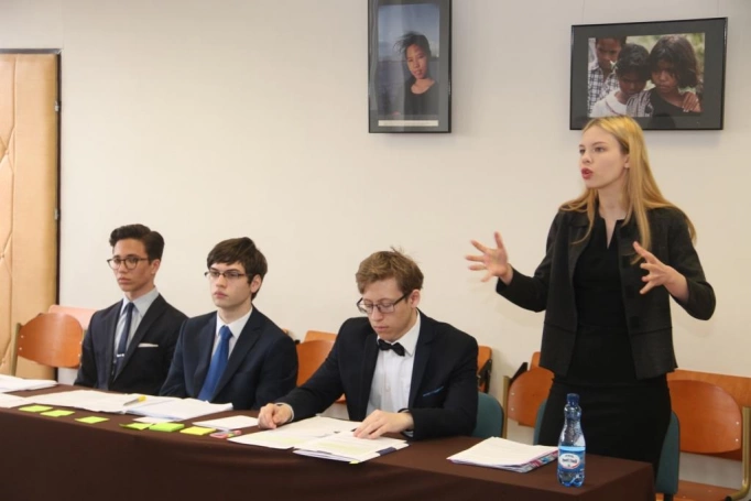 Zdjęcie nr 10 z galerii Licealiści z Olkusza mieli najlepsze argumenty