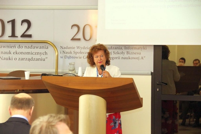 Zdjęcie nr 9 z galerii Konferencja naukowa Współczesne kontynuacje dorobku Edwina Hauswalda