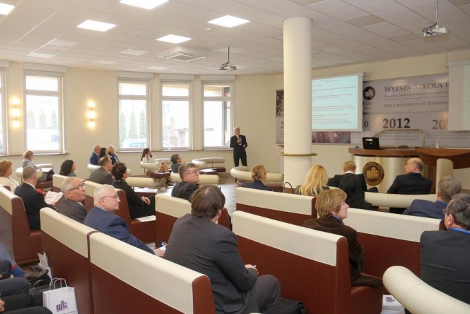 Zdjęcie nr 13 z galerii Konferencja naukowa Współczesne kontynuacje dorobku Edwina Hauswalda