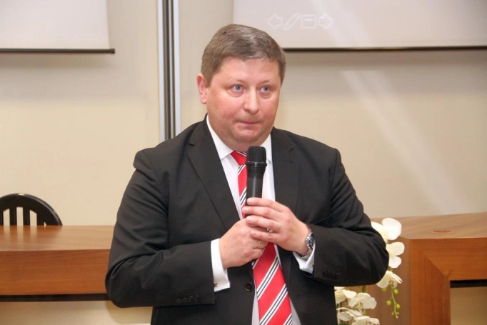 Zdjęcie nr 6 z galerii 14. Festiwal Nauki: jak zostać "specjalsem" i pilotem myśliwca, kto zamieszkuje w naszym ciele i jak dążyć do szczęścia?