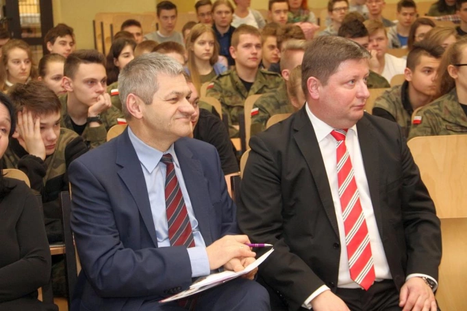 Zdjęcie nr 17 z galerii 14. Festiwal Nauki: jak zostać "specjalsem" i pilotem myśliwca, kto zamieszkuje w naszym ciele i jak dążyć do szczęścia?