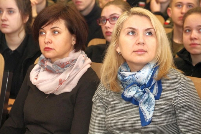 Zdjęcie nr 18 z galerii 14. Festiwal Nauki: jak zostać "specjalsem" i pilotem myśliwca, kto zamieszkuje w naszym ciele i jak dążyć do szczęścia?