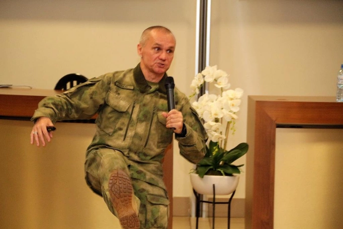 Zdjęcie nr 3 z galerii 14. Festiwal Nauki: jak zostać "specjalsem" i pilotem myśliwca, kto zamieszkuje w naszym ciele i jak dążyć do szczęścia?