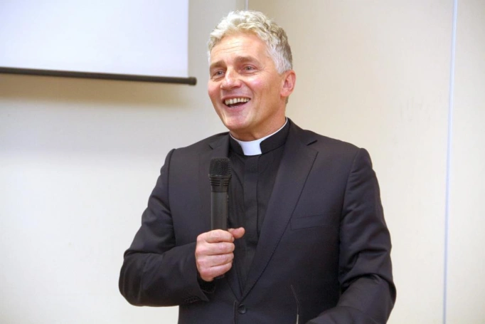Zdjęcie nr 34 z galerii 14. Festiwal Nauki: jak zostać "specjalsem" i pilotem myśliwca, kto zamieszkuje w naszym ciele i jak dążyć do szczęścia?