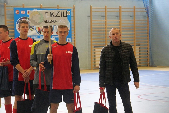 Zdjęcie nr 4 z galerii Młodzi kolejarze z Sosnowca Mistrzami Polski w futsalu