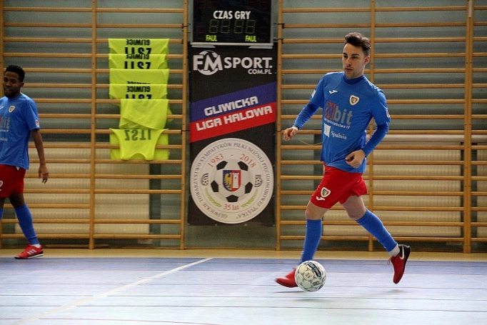Zdjęcie nr 20 z galerii Młodzi kolejarze z Sosnowca Mistrzami Polski w futsalu