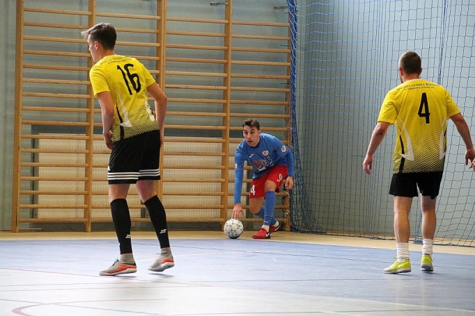 Zdjęcie nr 23 z galerii Młodzi kolejarze z Sosnowca Mistrzami Polski w futsalu