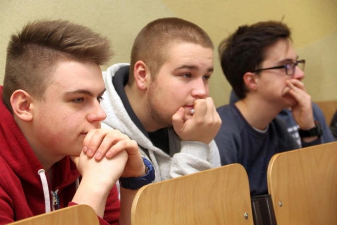Zdjęcie nr 15 z galerii Tłumy na Targach Pracy i Praktyk Studenckich w WSB