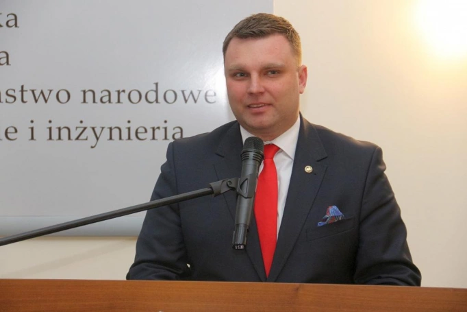 Zdjęcie nr 11 z galerii Absolwenci oświatowych studiów podyplomowych odebrali dyplomy i wyróżnienia