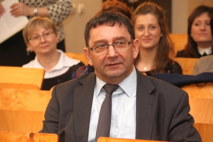 Zdjęcie nr 4 z galerii Absolwenci oświatowych studiów podyplomowych odebrali dyplomy i wyróżnienia