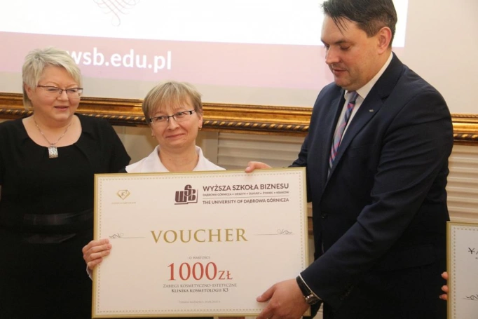 Zdjęcie nr 25 z galerii Absolwenci oświatowych studiów podyplomowych odebrali dyplomy i wyróżnienia