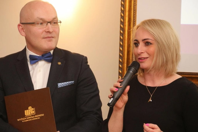 Zdjęcie nr 9 z galerii Absolwenci oświatowych studiów podyplomowych odebrali dyplomy i wyróżnienia
