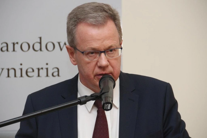 Zdjęcie nr 10 z galerii Absolwenci oświatowych studiów podyplomowych odebrali dyplomy i wyróżnienia
