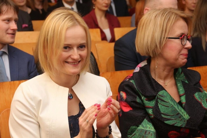 Zdjęcie nr 10 z galerii Gala Akademicka dla absolwentów biznesowych studiów podyplomowych