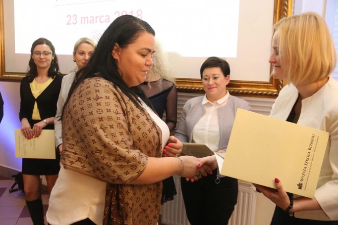 Zdjęcie nr 45 z galerii Gala Akademicka dla absolwentów biznesowych studiów podyplomowych