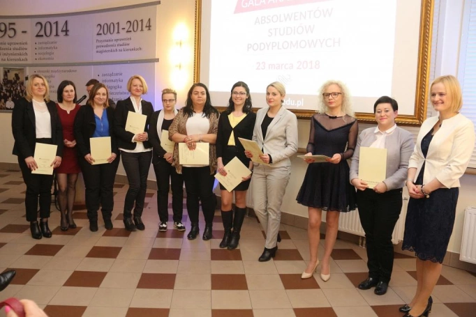 Zdjęcie nr 47 z galerii Gala Akademicka dla absolwentów biznesowych studiów podyplomowych