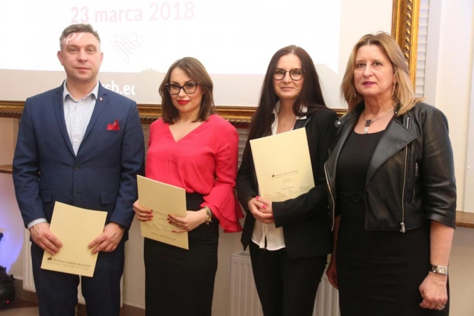 Zdjęcie nr 49 z galerii Gala Akademicka dla absolwentów biznesowych studiów podyplomowych