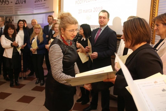 Zdjęcie nr 67 z galerii Gala Akademicka dla absolwentów biznesowych studiów podyplomowych
