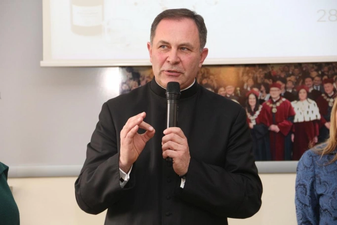 Zdjęcie nr 7 z galerii Spotkanie Wielkanocne w Wyższej Szkole Biznesu w Dąbrowie Górniczej