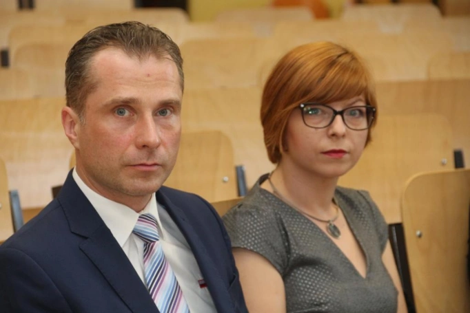 Zdjęcie nr 3 z galerii Absolwenci studiów w WSB odebrali dyplomy