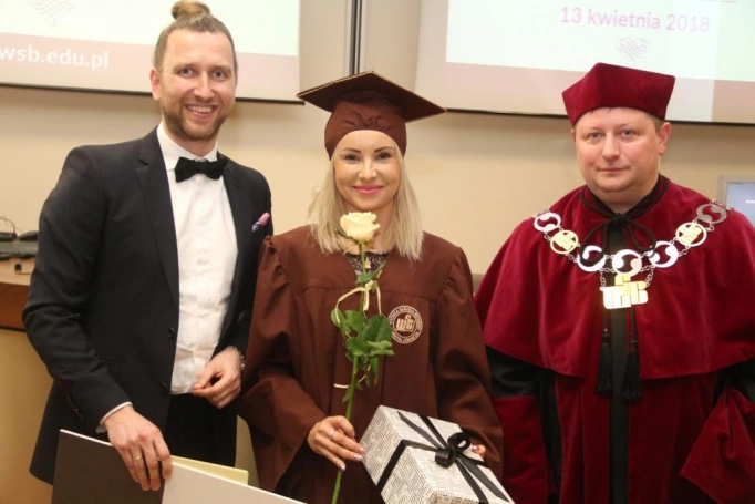 Zdjęcie nr 32 z galerii Absolwenci studiów w WSB odebrali dyplomy