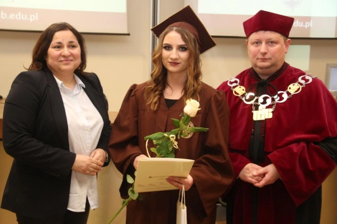 Zdjęcie nr 34 z galerii Absolwenci studiów w WSB odebrali dyplomy