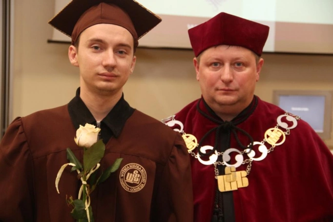 Zdjęcie nr 39 z galerii Absolwenci studiów w WSB odebrali dyplomy