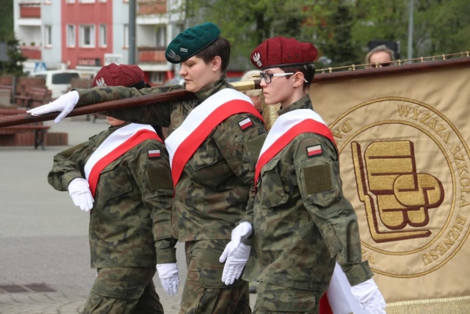 Zdjęcie nr 12 z galerii Wyłoniliśmy najlepszych w Ogólnopolskim Turnieju Klas o Profilu Mundurowym!