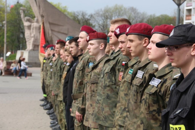 Zdjęcie nr 11 z galerii Wyłoniliśmy najlepszych w Ogólnopolskim Turnieju Klas o Profilu Mundurowym!