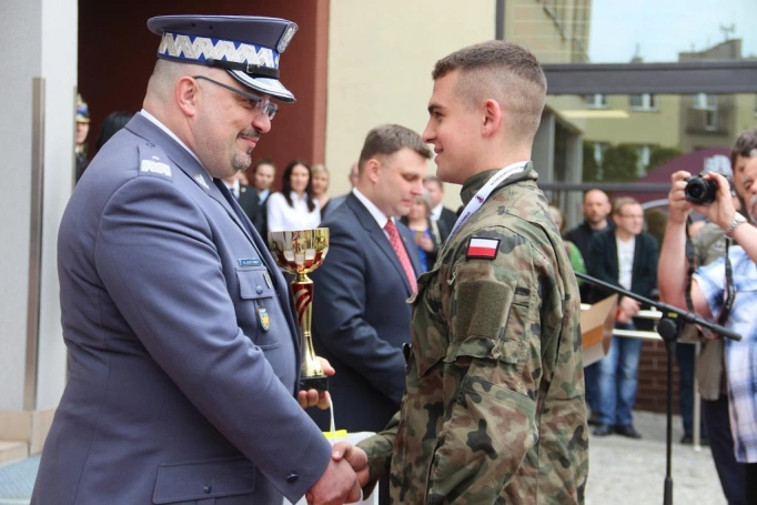 Zdjęcie nr 147 z galerii Wyłoniliśmy najlepszych w Ogólnopolskim Turnieju Klas o Profilu Mundurowym!