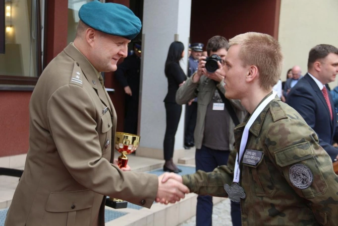 Zdjęcie nr 148 z galerii Wyłoniliśmy najlepszych w Ogólnopolskim Turnieju Klas o Profilu Mundurowym!