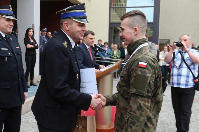 Zdjęcie nr 149 z galerii Wyłoniliśmy najlepszych w Ogólnopolskim Turnieju Klas o Profilu Mundurowym!