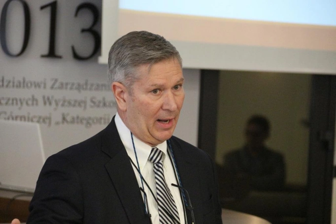 Zdjęcie nr 5 z galerii Akademia WSB organizowała III European Congress for Economics Issues