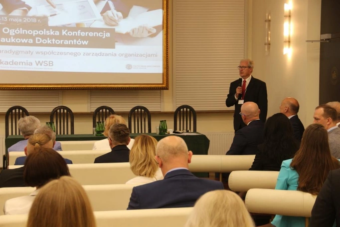 Zdjęcie nr 8 z galerii Doktoranci z całej Polski rozmawiali o paradygmatach współczesnego zarządzania organizacjami