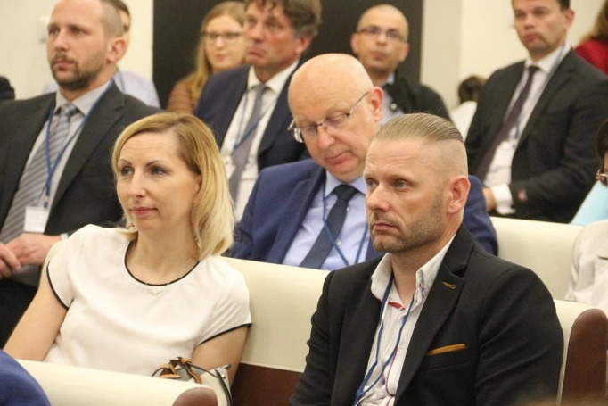 Zdjęcie nr 14 z galerii Doktoranci z całej Polski rozmawiali o paradygmatach współczesnego zarządzania organizacjami