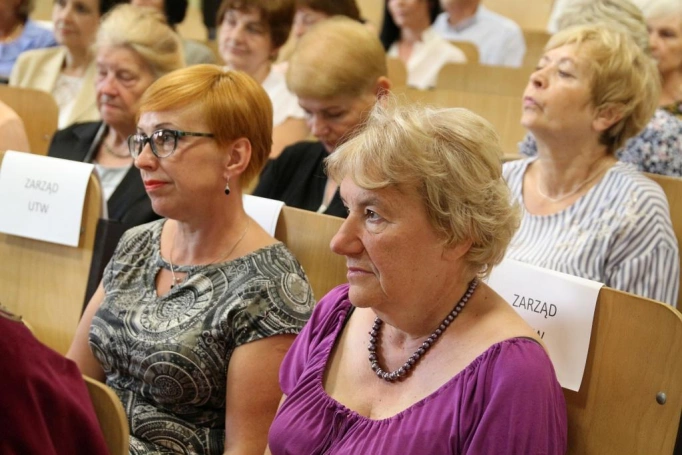 Zdjęcie nr 9 z galerii Słuchacze Uniwersytetu Trzeciego Wieku Akademii WSB zakończyli rok akademicki 