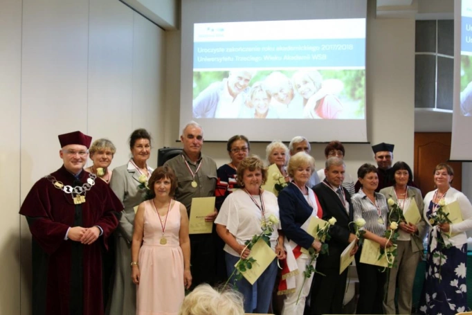 Zdjęcie nr 32 z galerii Słuchacze Uniwersytetu Trzeciego Wieku Akademii WSB zakończyli rok akademicki 
