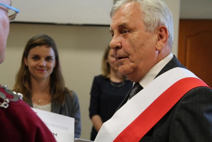 Zdjęcie nr 50 z galerii Słuchacze Uniwersytetu Trzeciego Wieku Akademii WSB zakończyli rok akademicki 