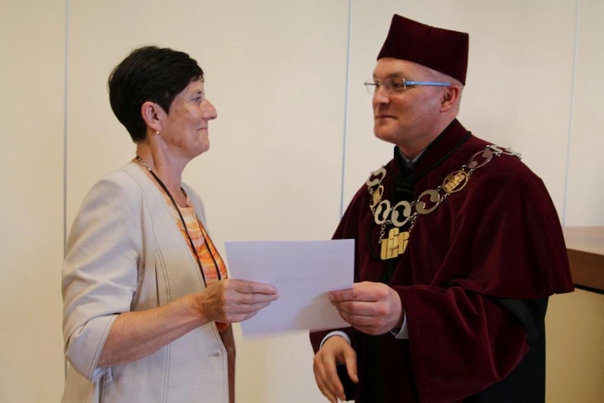 Zdjęcie nr 53 z galerii Słuchacze Uniwersytetu Trzeciego Wieku Akademii WSB zakończyli rok akademicki 