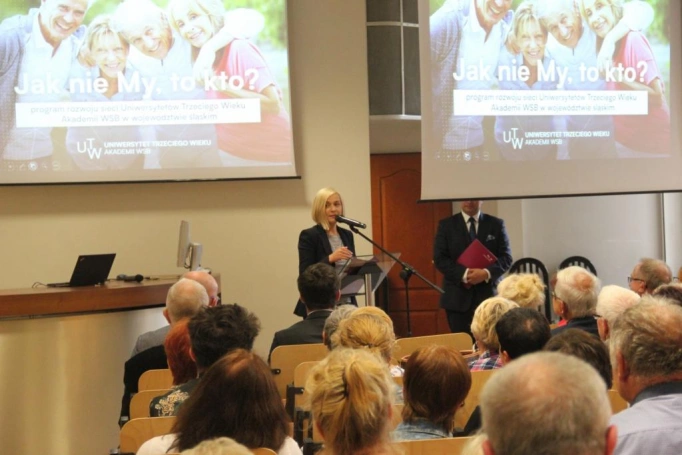 Zdjęcie nr 5 z galerii Zainaugurowaliśmy Letnią Akademię Seniora w Akademii WSB