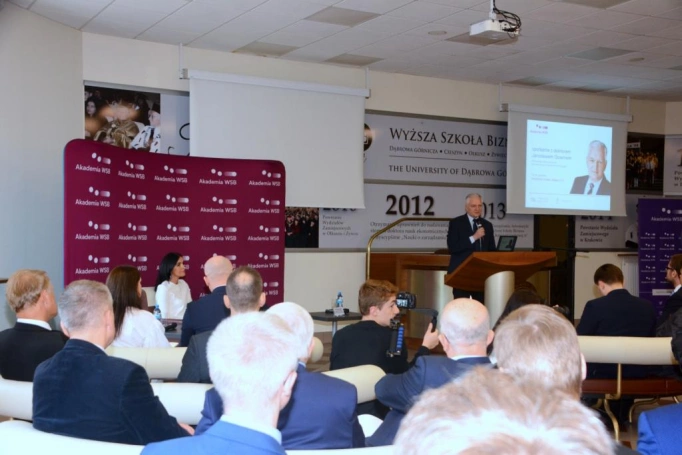 Zdjęcie nr 3 z galerii Dr Jarosław Gowin w Akademii WSB
