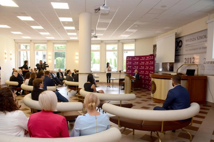 Zdjęcie nr 4 z galerii Dr Jarosław Gowin w Akademii WSB