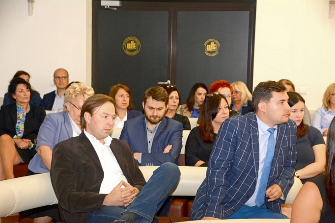 Zdjęcie nr 5 z galerii Dr Jarosław Gowin w Akademii WSB