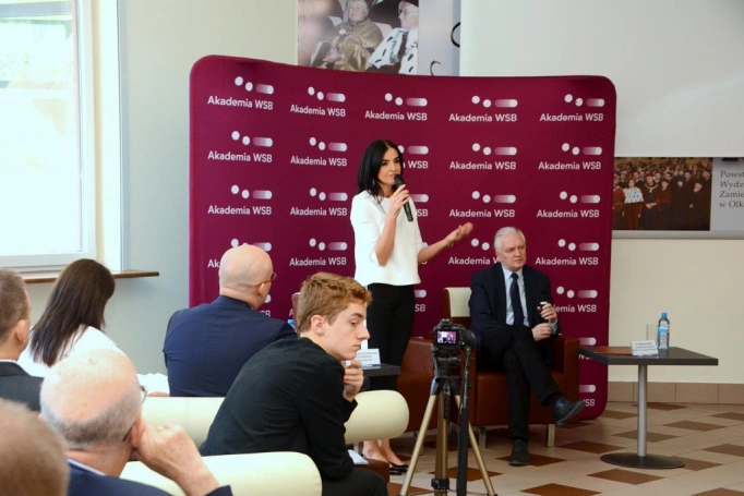 Zdjęcie nr 13 z galerii Dr Jarosław Gowin w Akademii WSB