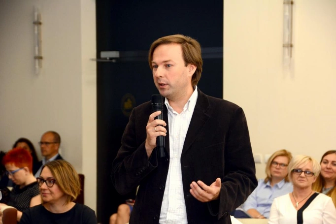 Zdjęcie nr 17 z galerii Dr Jarosław Gowin w Akademii WSB