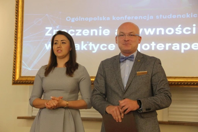 Zdjęcie nr 2 z galerii "Znaczenie aktywności fizycznej w praktyce fizjoterapeutycznej" - ogólnopolska konferencja naukowa w Akademii WSB