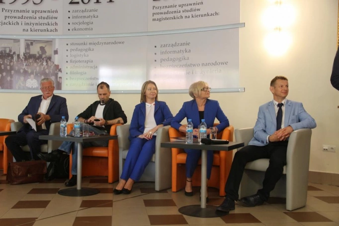 Zdjęcie nr 11 z galerii "Znaczenie aktywności fizycznej w praktyce fizjoterapeutycznej" - ogólnopolska konferencja naukowa w Akademii WSB