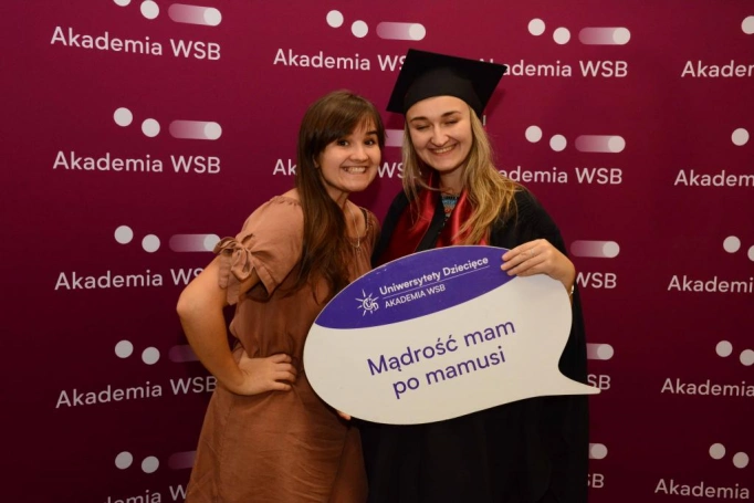 Zdjęcie nr 21 z galerii Absolwenci studiów magisterskich odebrali dyplomy