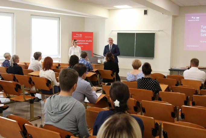 Zdjęcie nr 53 z galerii Tydzień Bezpłatnych Szkoleń - prawie 5 tys. uczestników szkoliło się w Akademii WSB